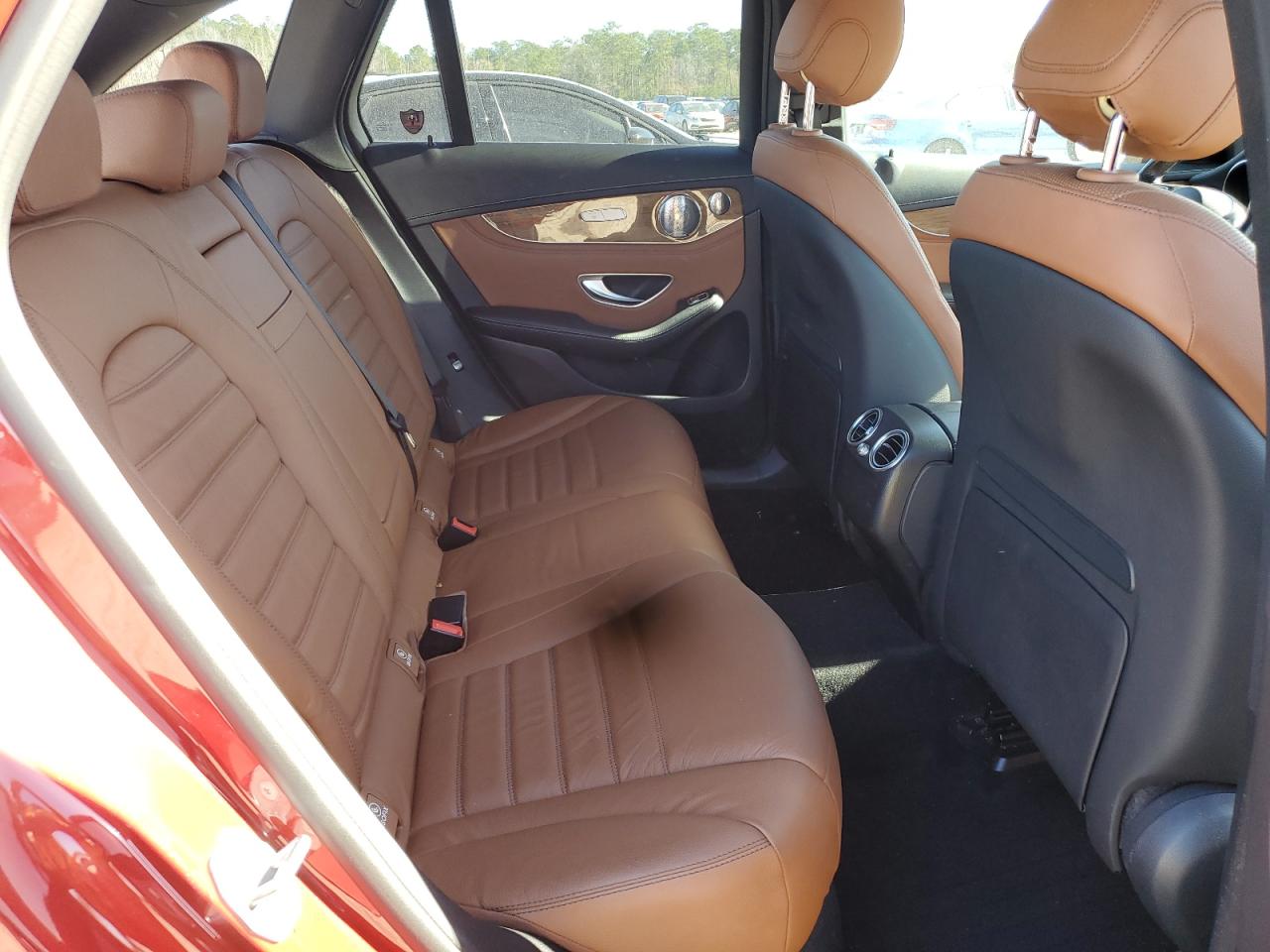 2018 Mercedes-Benz GLC - Image 12