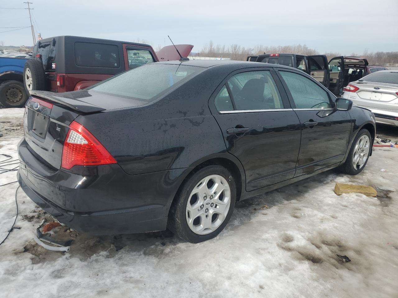 2010 Ford Fusion - Image 3