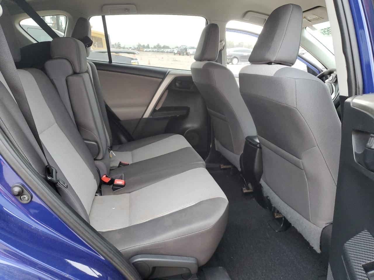 2014 Toyota RAV 4 - Image 10