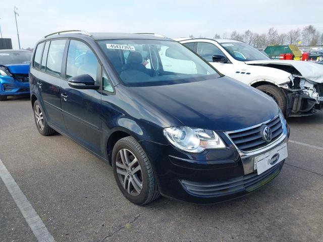 2009 VOLKSWAGEN TOURAN SE