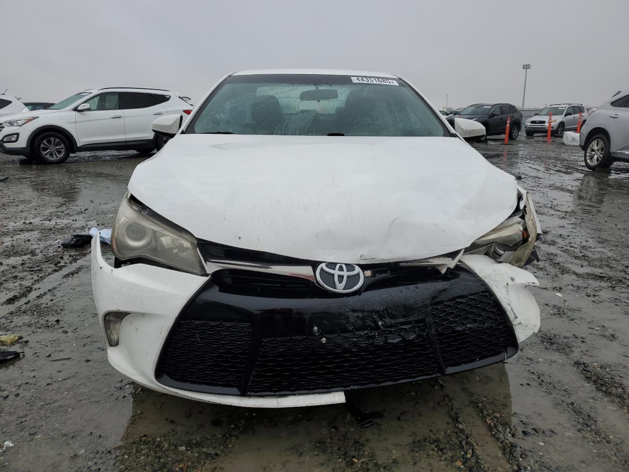 2015 Toyota Camry - Image 5