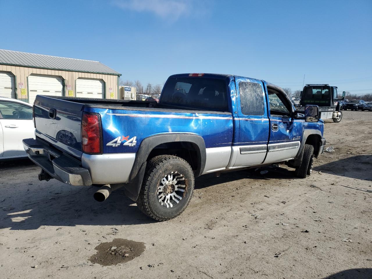 2004 Chevrolet Silverado - Image 3