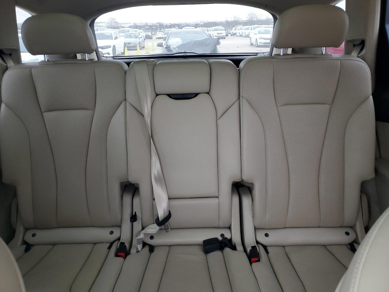 2017 Audi Q7 - Image 10