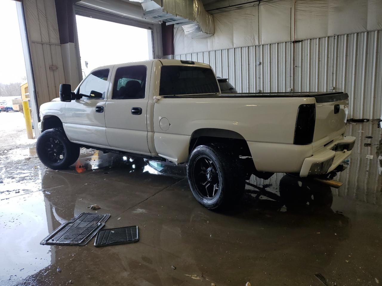 2002 Chevrolet Silverado - Image 2