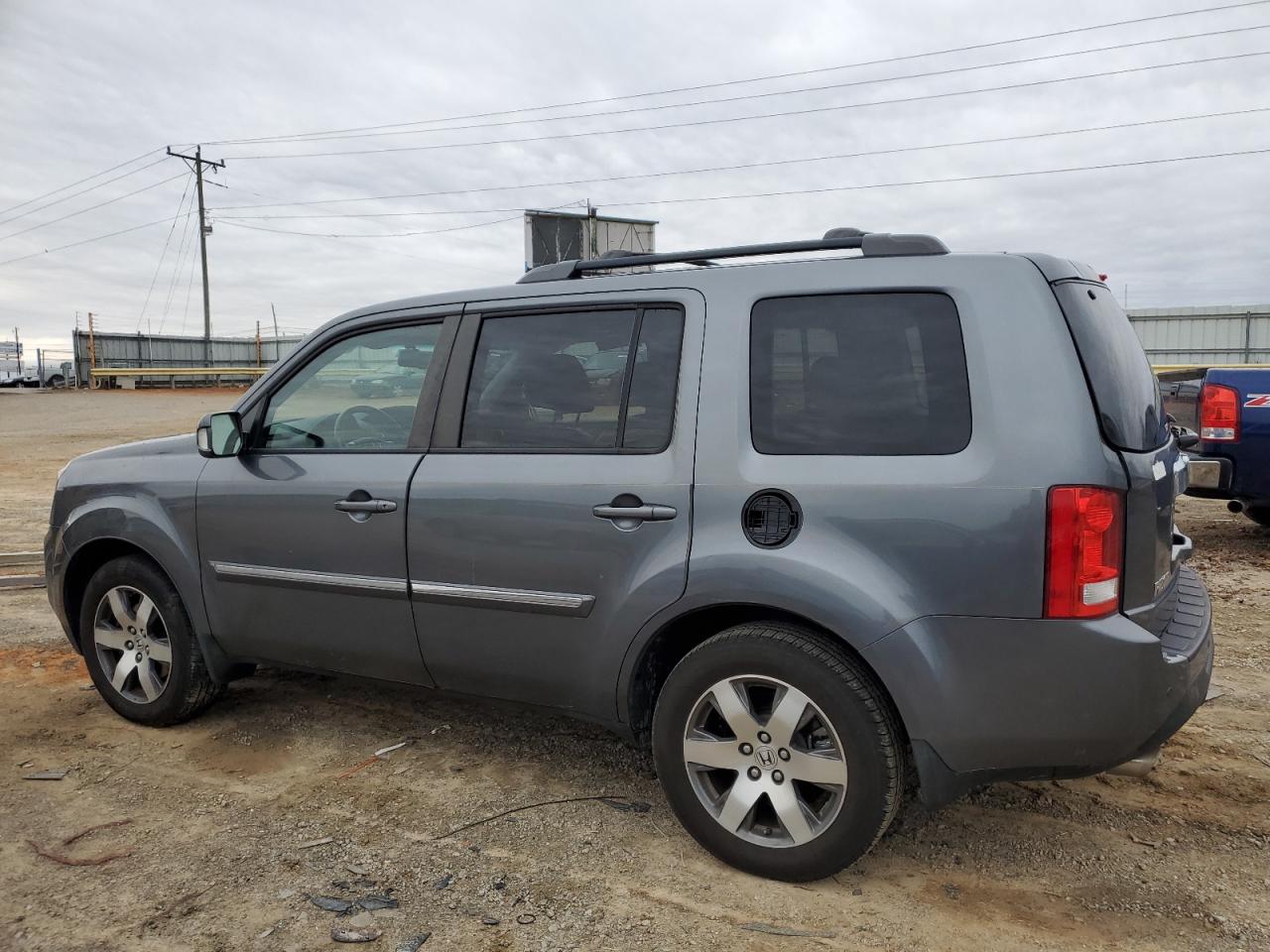 2013 Honda Pilot - Image 2