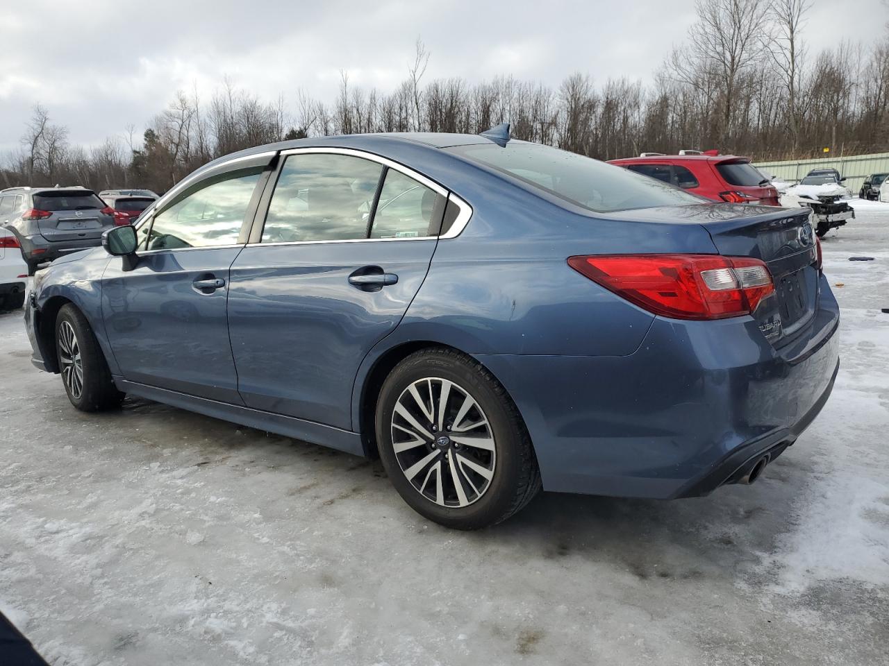 2018 Subaru Legacy - Image 2