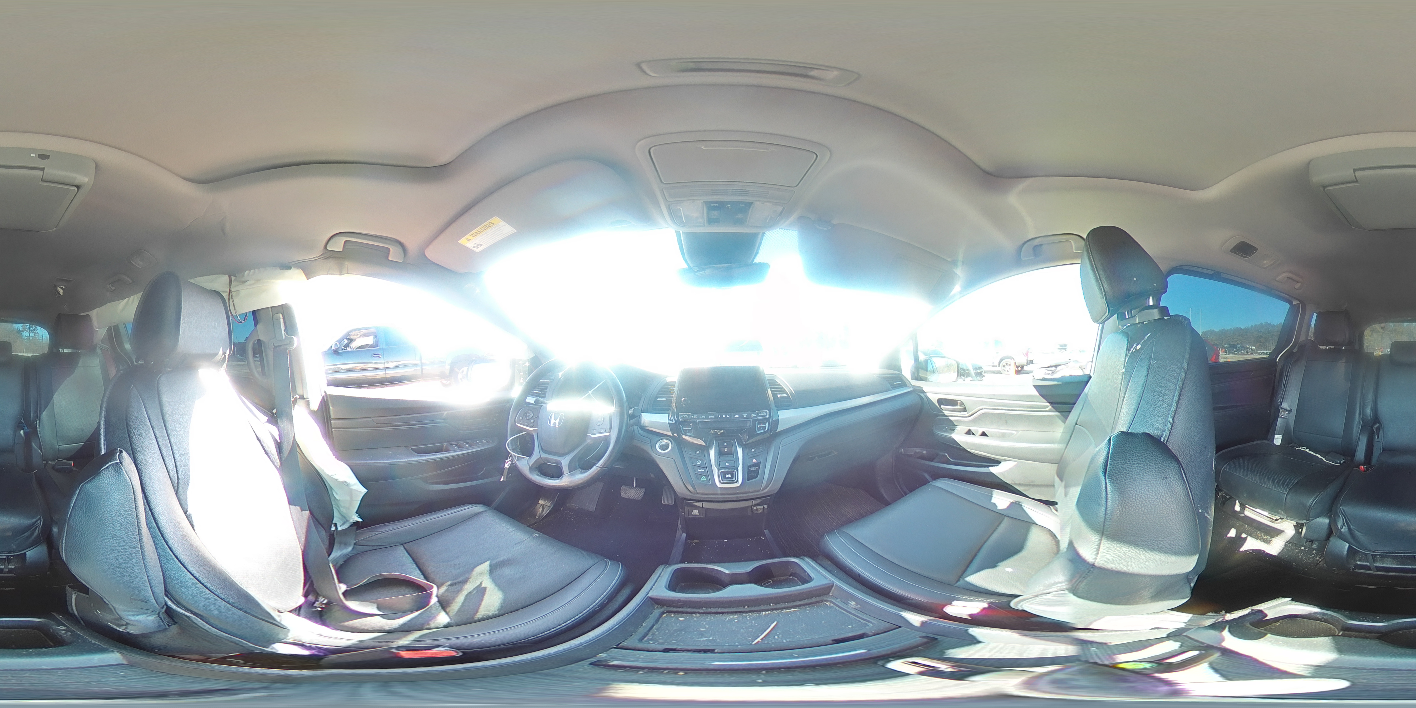 2022 Honda Odyssey - Image 13