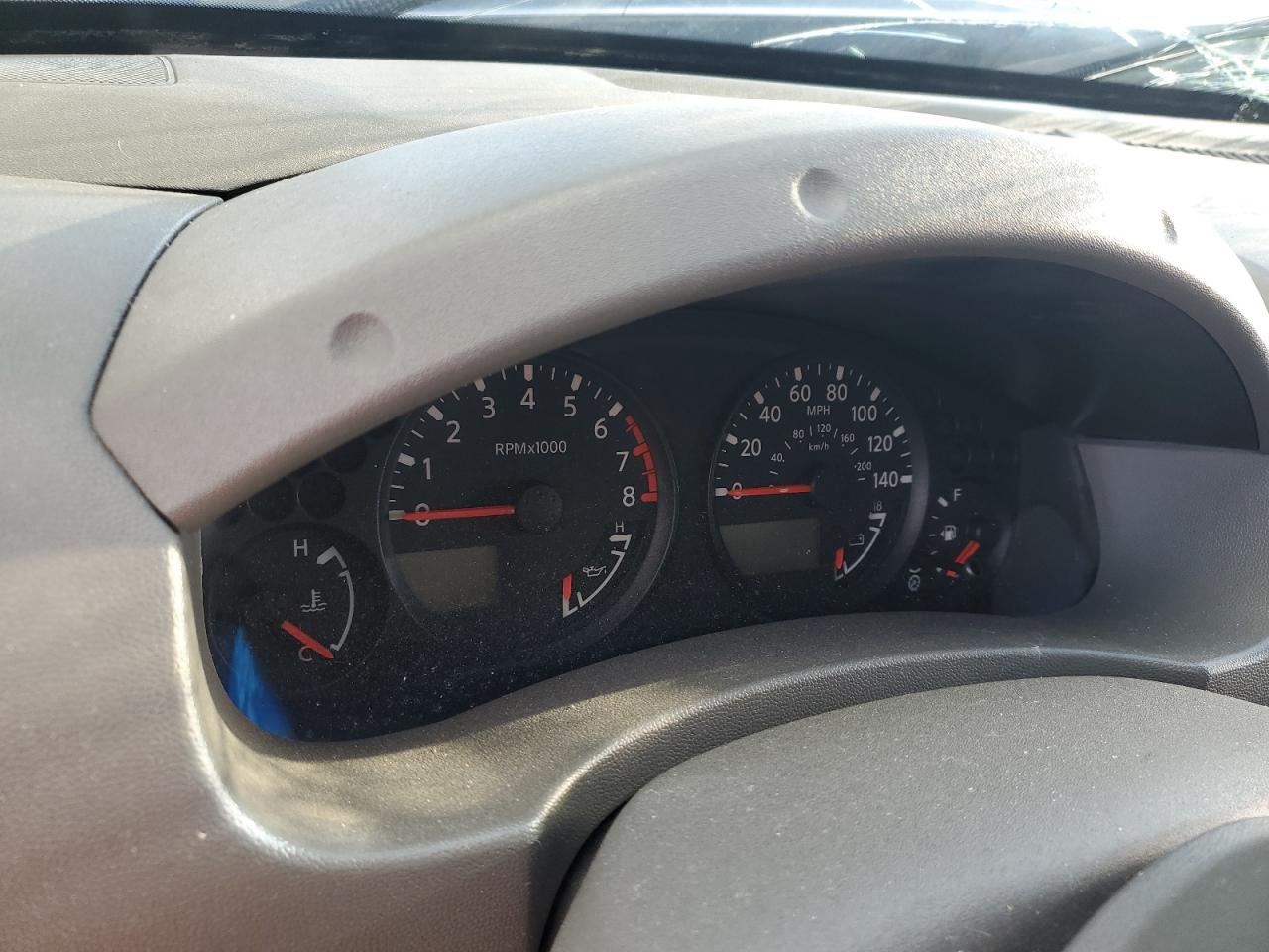 2005 Nissan Navara (Frontier) - Image 9