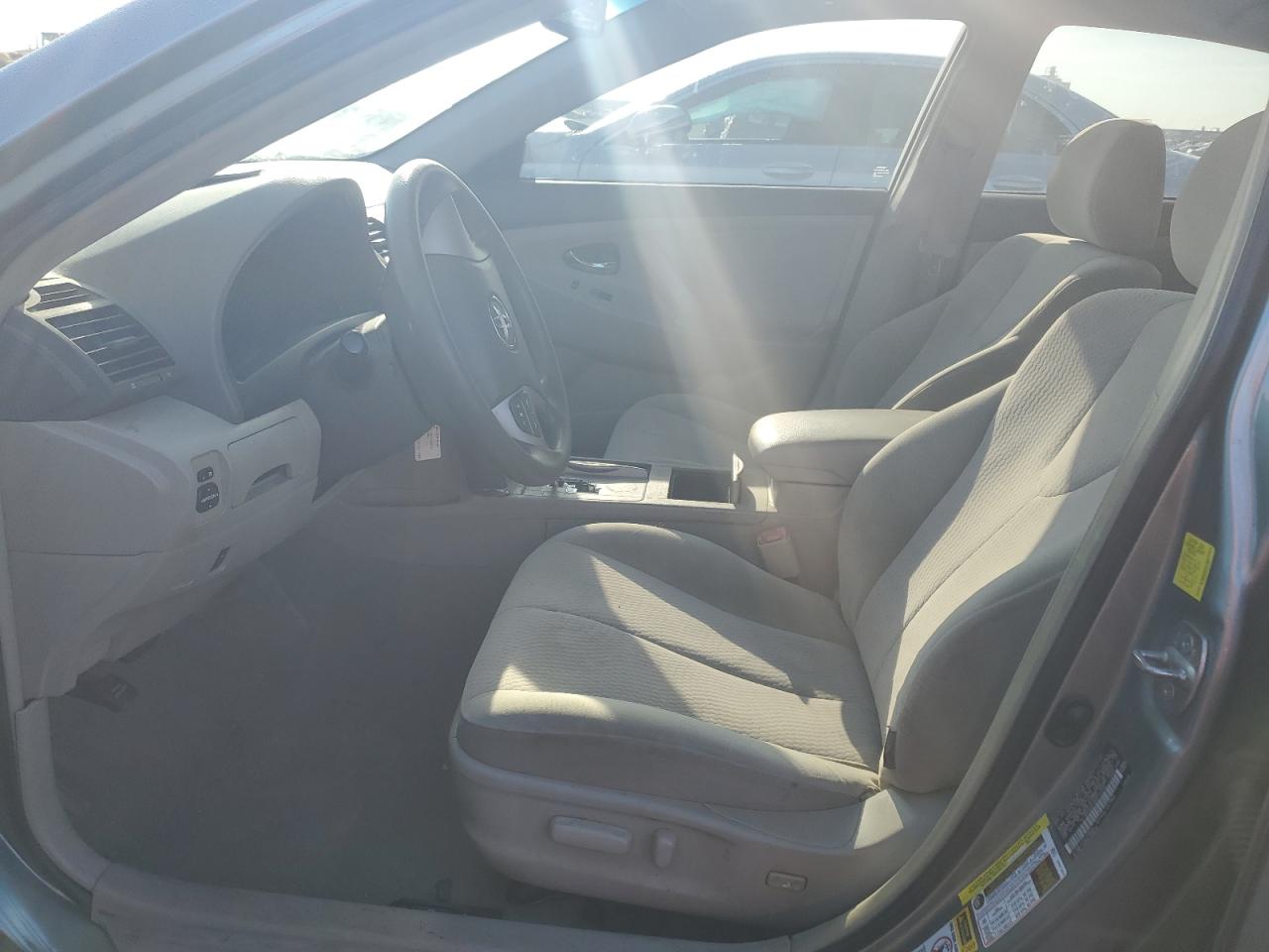 2011 Toyota Camry - Image 7