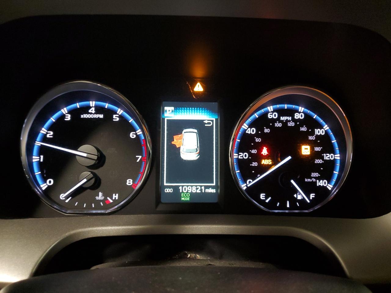 2016 Toyota RAV 4 - Image 9