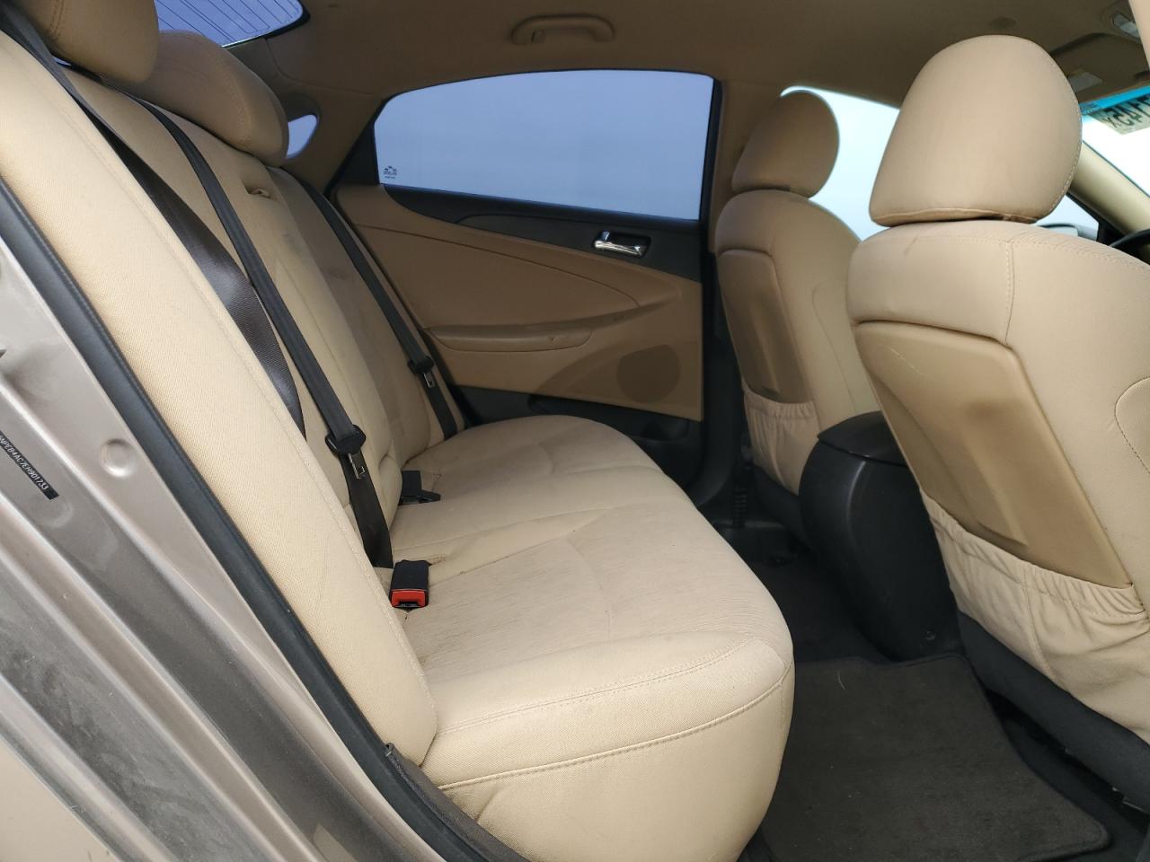 2014 Hyundai Sonata - Image 10