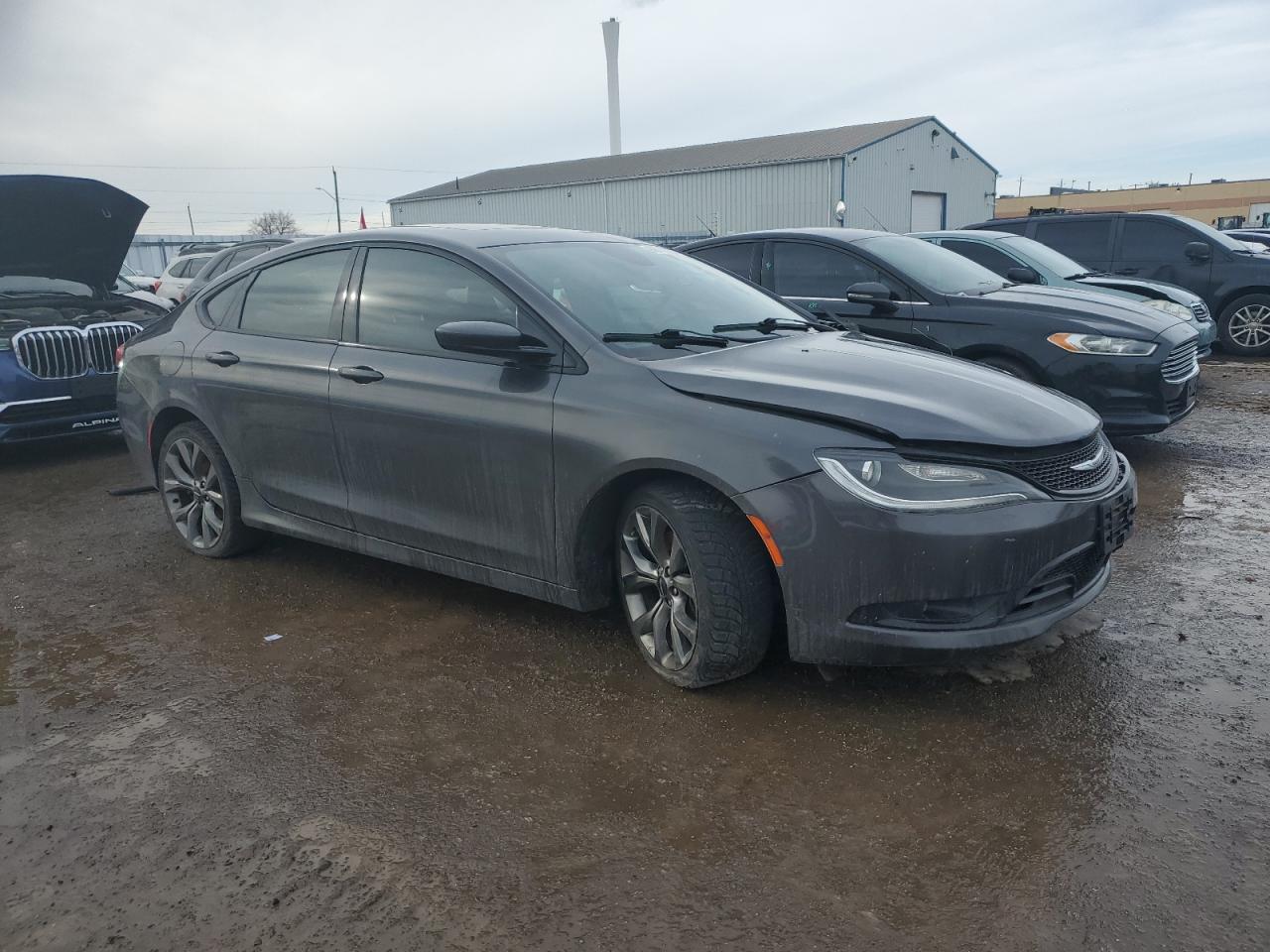 2016 Chrysler 200 - Image 4