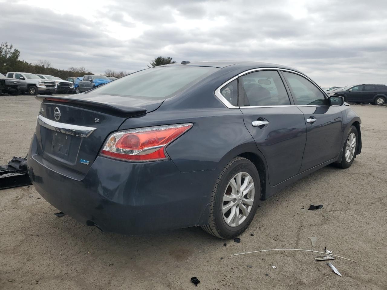 2014 Nissan Altima - Image 3