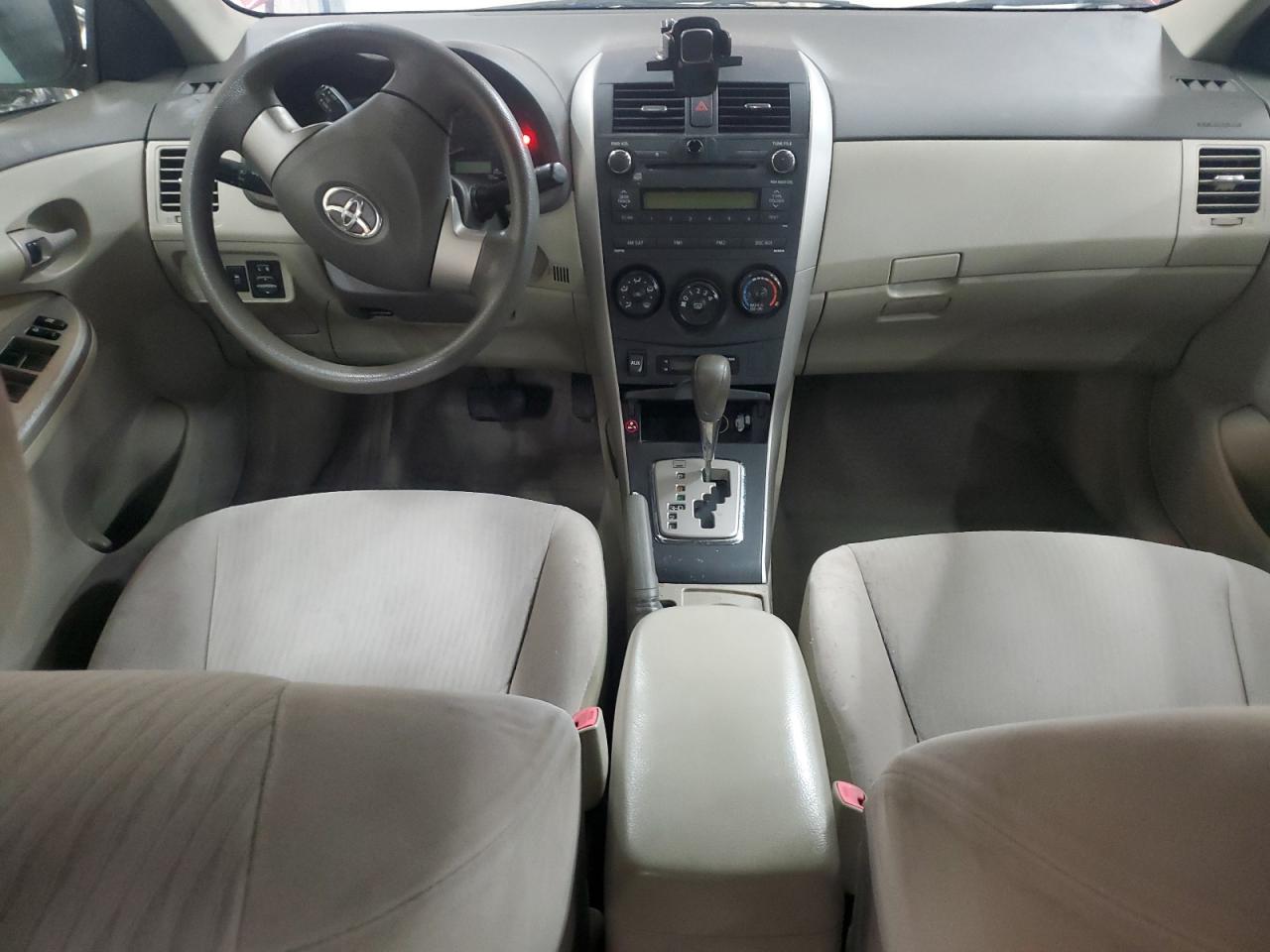2010 Toyota Corolla - Image 8