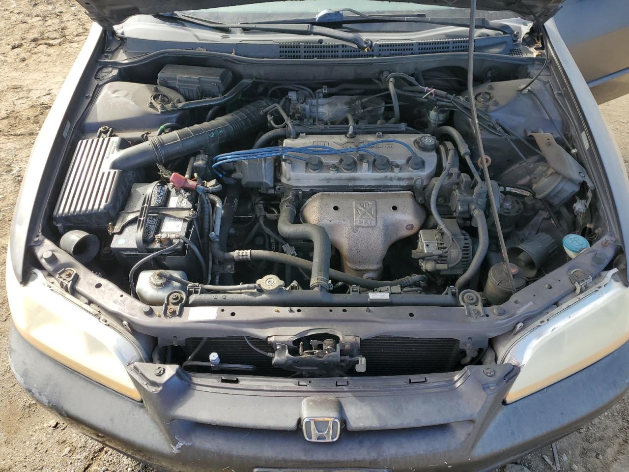 1998 Honda Accord - Image 12
