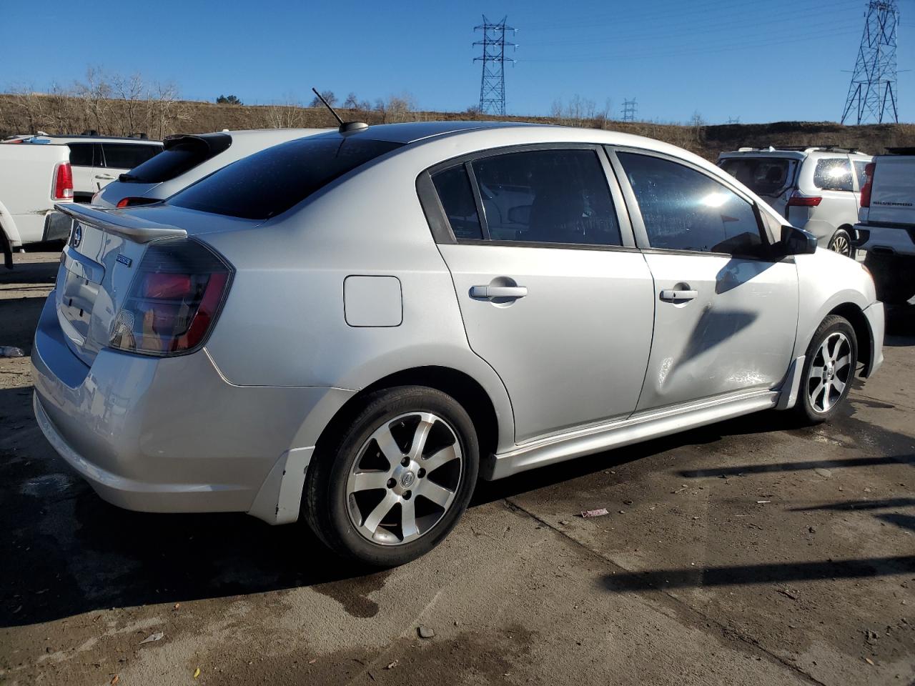 2011 Nissan Sentra - Image 3