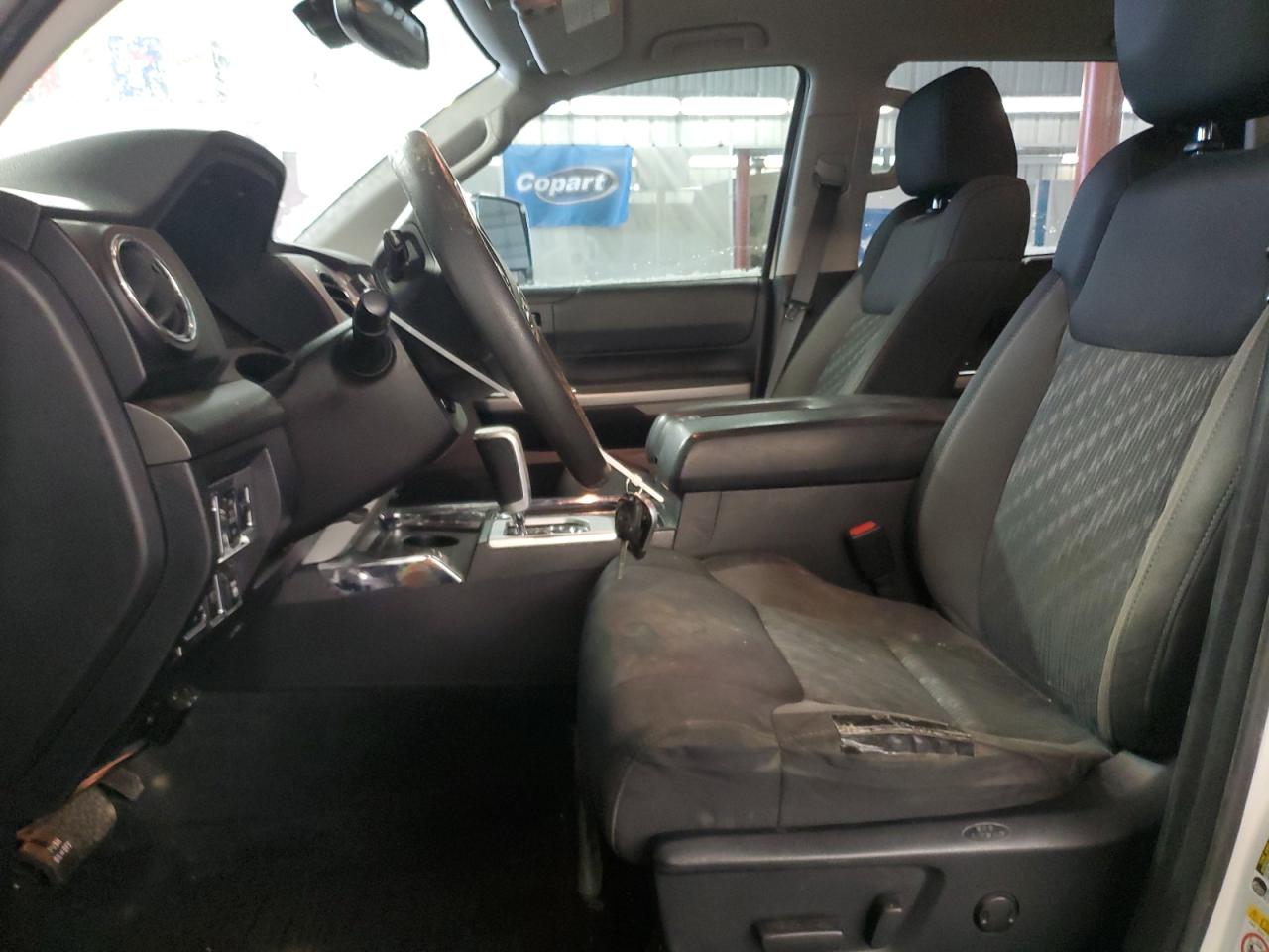 2019 Toyota Tundra - Image 7