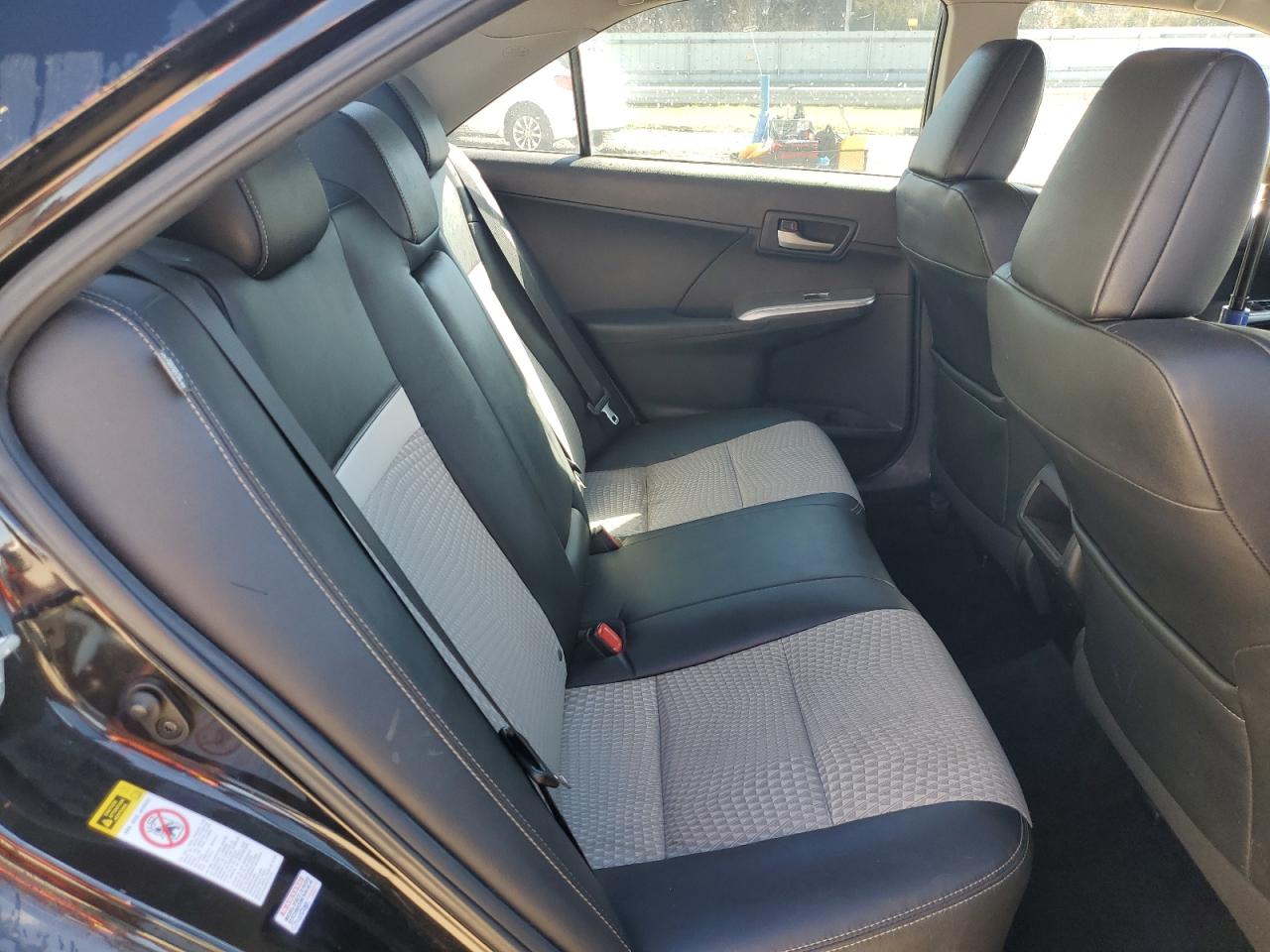 2012 Toyota Camry - Image 10