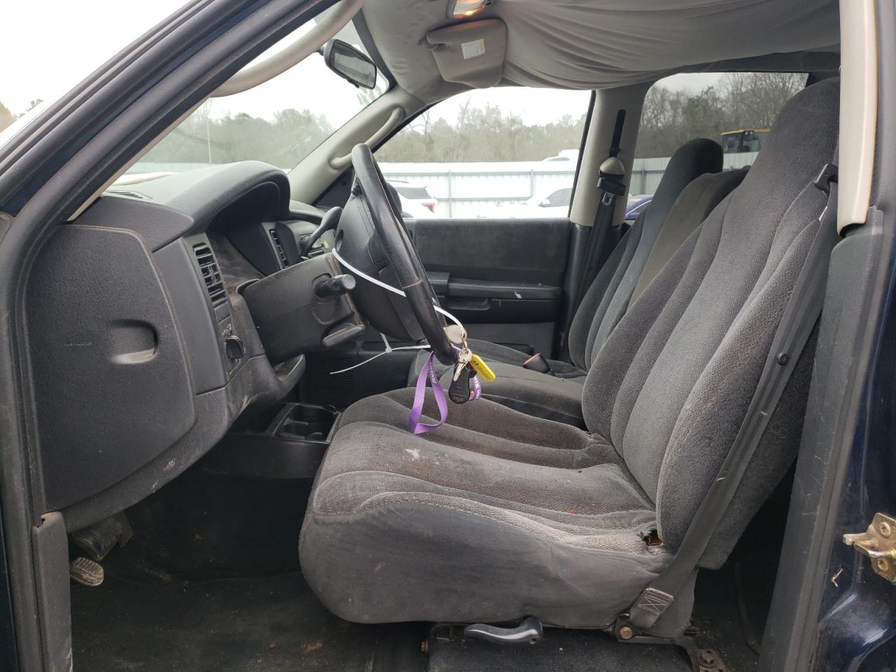 2004 Dodge Dakota - Image 7