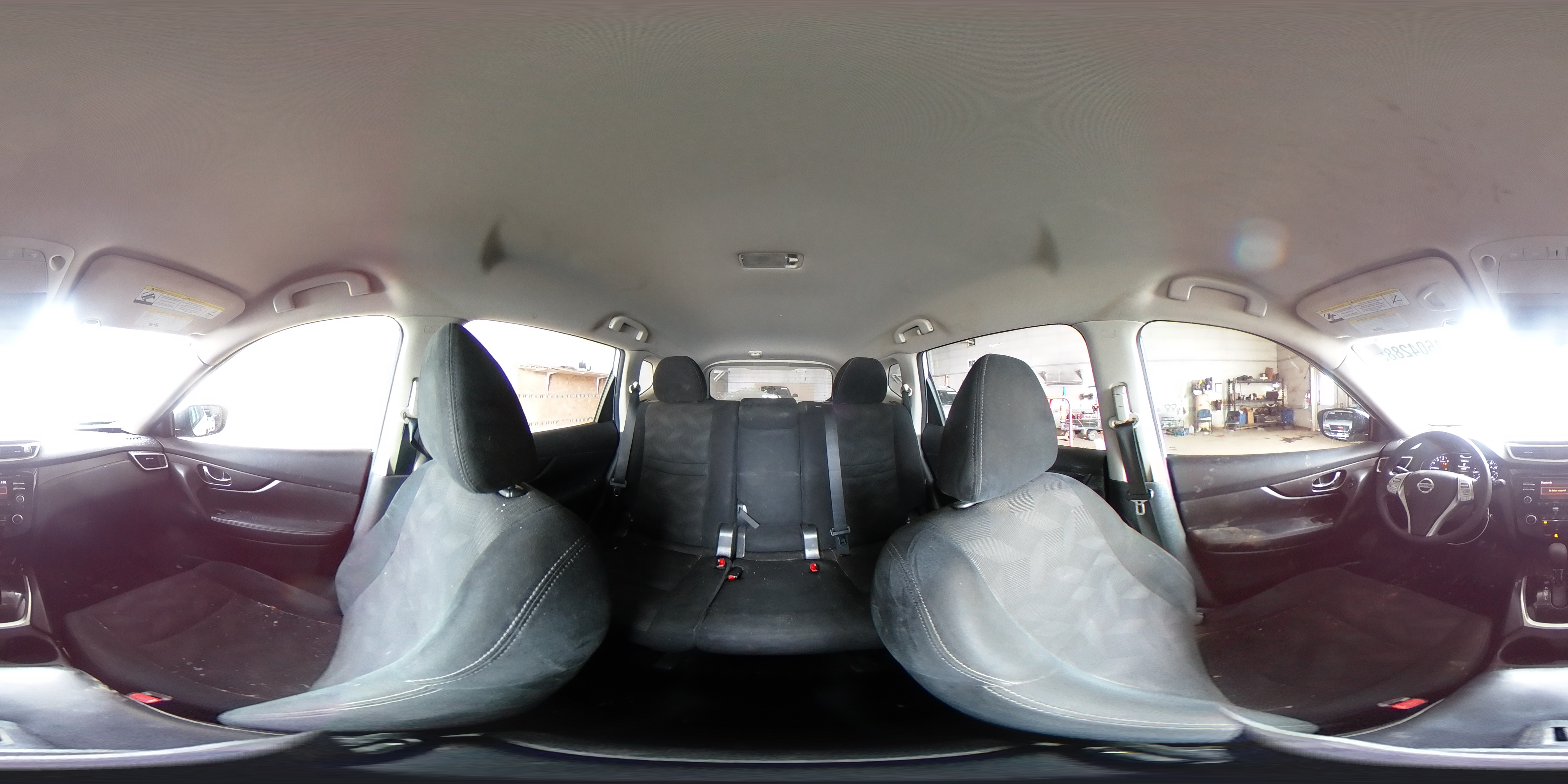 2016 Nissan Rogue - Image 12
