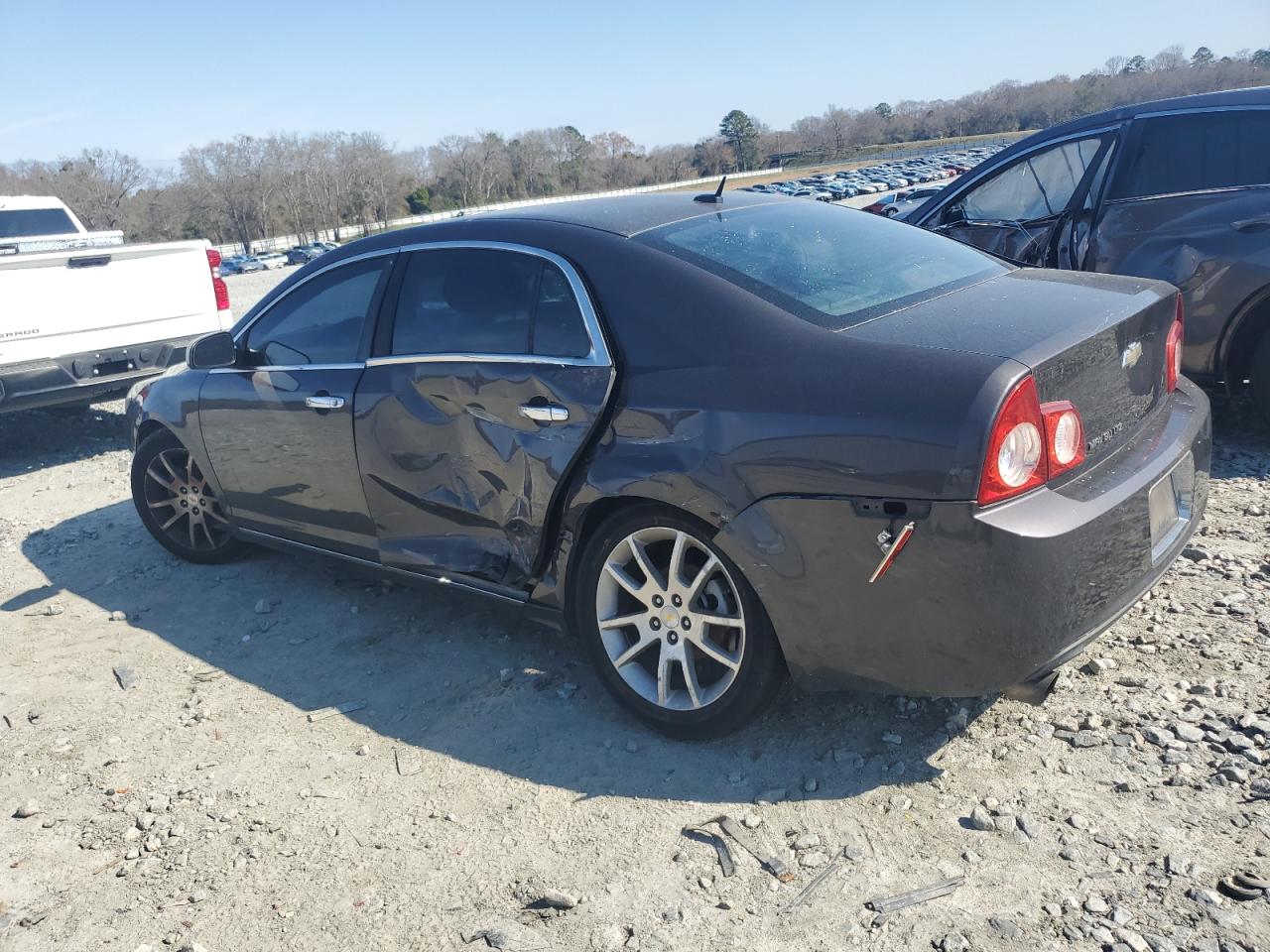 2010 Chevrolet Malibu - Image 2