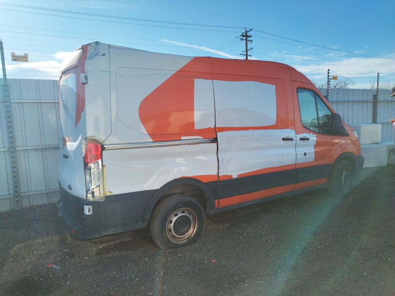 2019 Ford Transit T-150 two_colors null gas 1FTYE1CM5KKA85496 photo #4