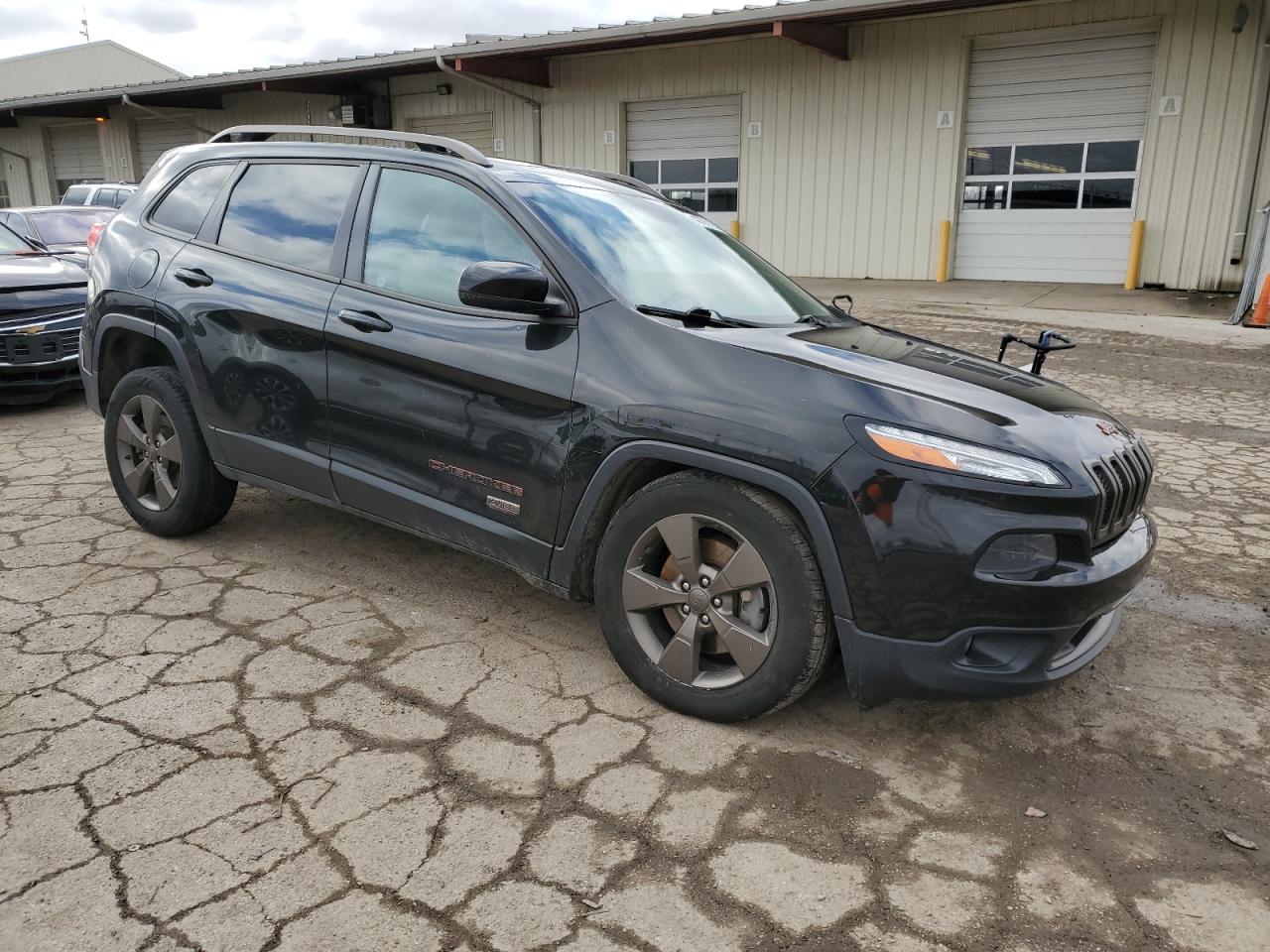 2016 Jeep Grand Cherokee - Image 4