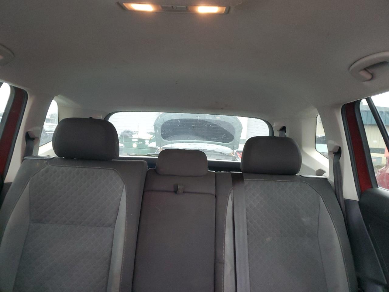 2019 Volkswagen Tiguan - Image 10