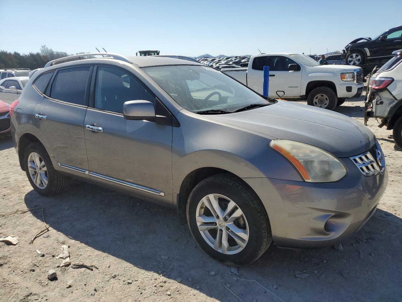 2012 Nissan Rogue - Image 4