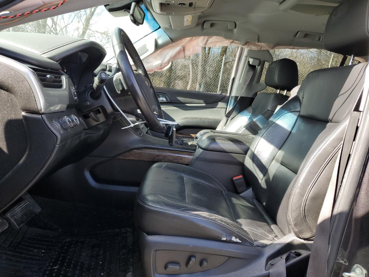 2015 Chevrolet Suburban - Image 7