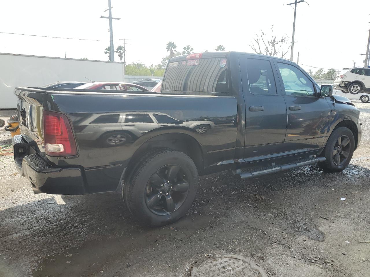 2015 RAM 1500 - Image 3