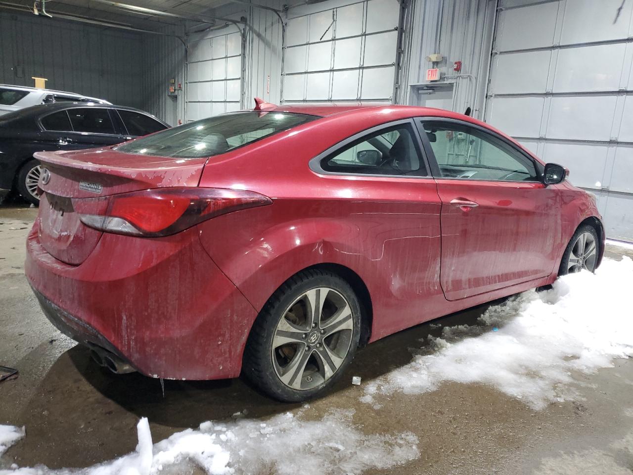2014 Hyundai Elantra - Image 3