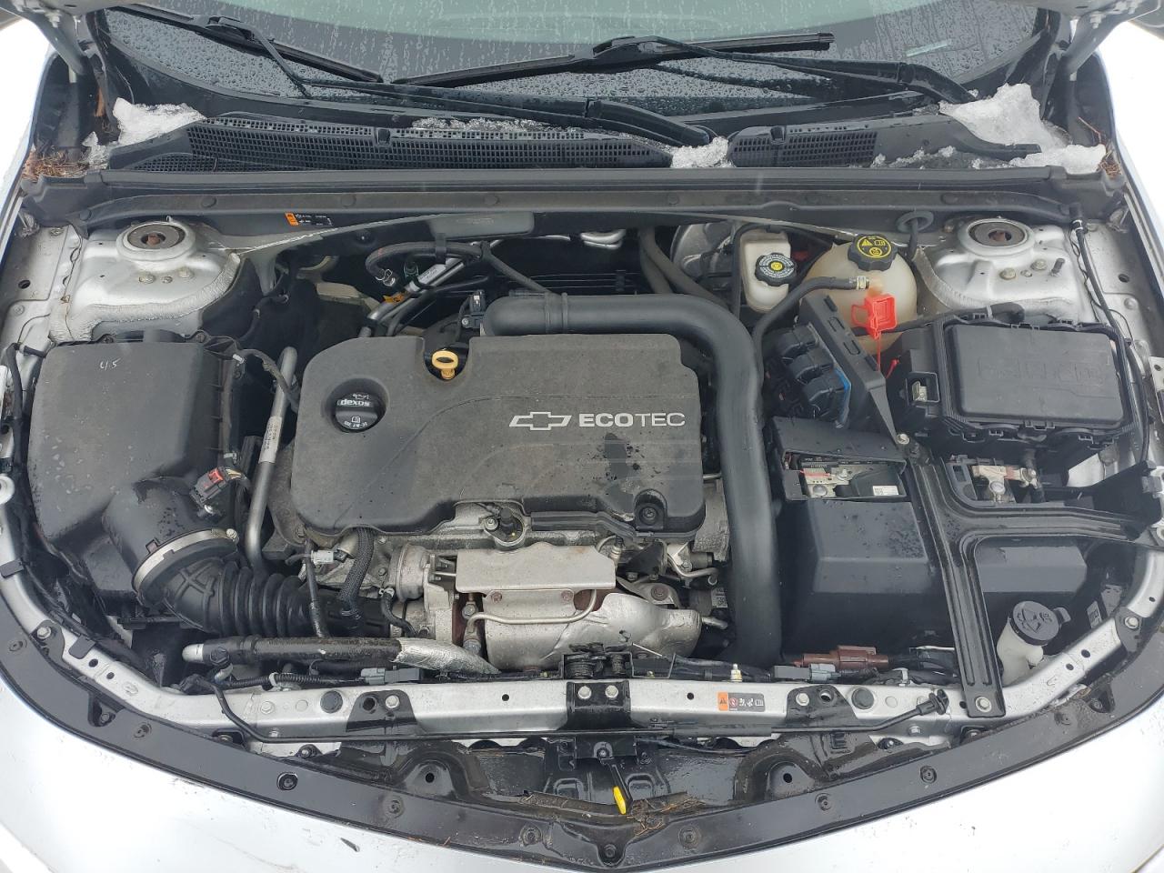 2016 Chevrolet Malibu - Image 13