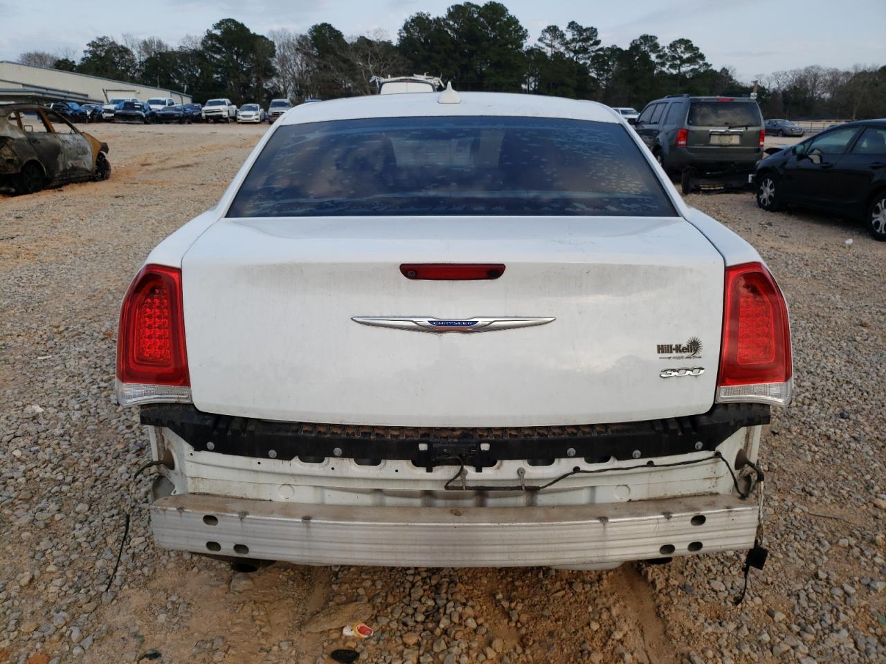 2018 Chrysler 300 - Image 6