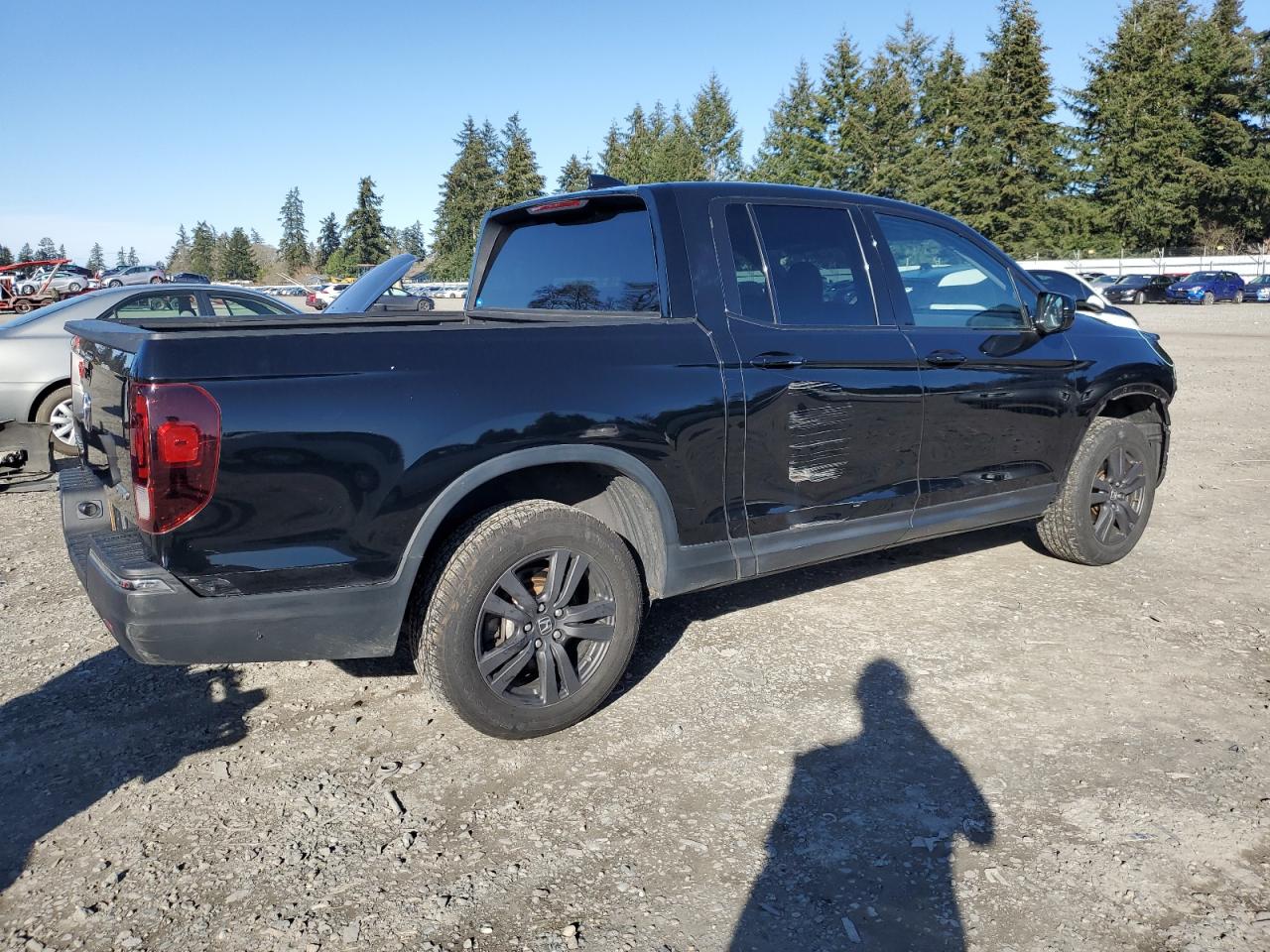2019 Honda Ridgeline - Image 3