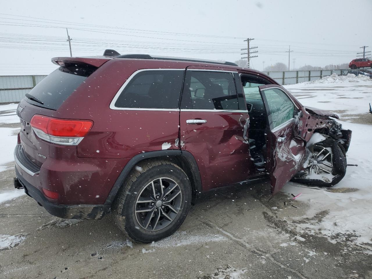 2018 Jeep Grand Cherokee - Image 3