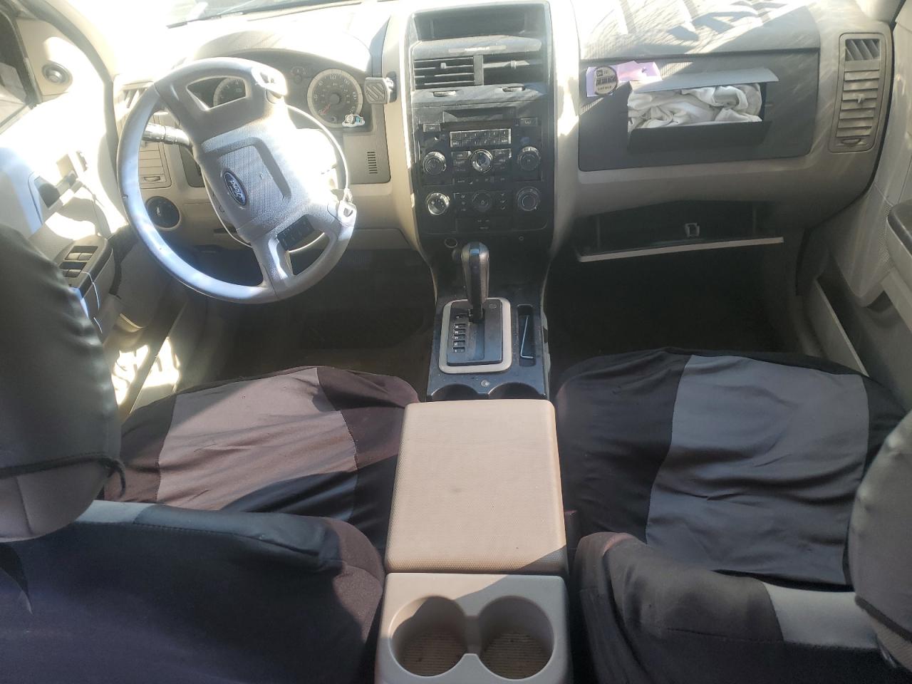 2008 Ford Escape - Image 8