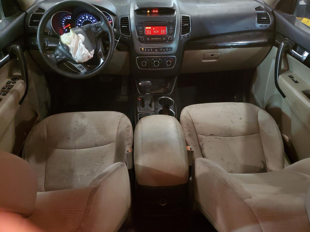 2015 Kia Sorento - Image 8