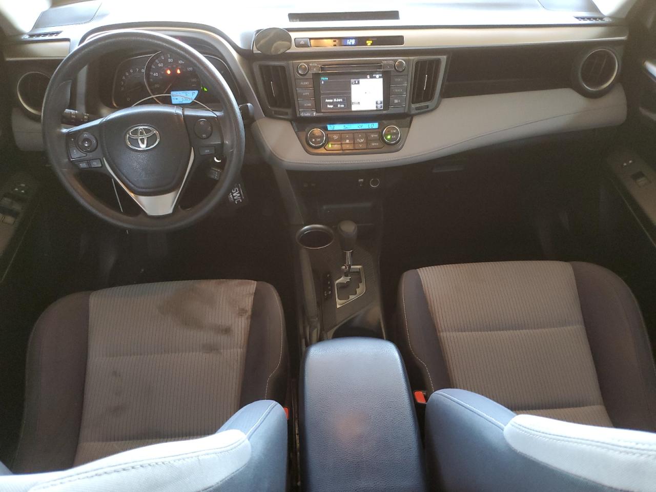 2015 Toyota RAV 4 - Image 8