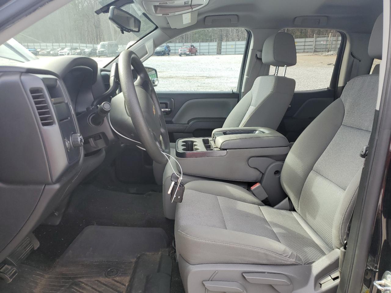 2016 Chevrolet Silverado - Image 7