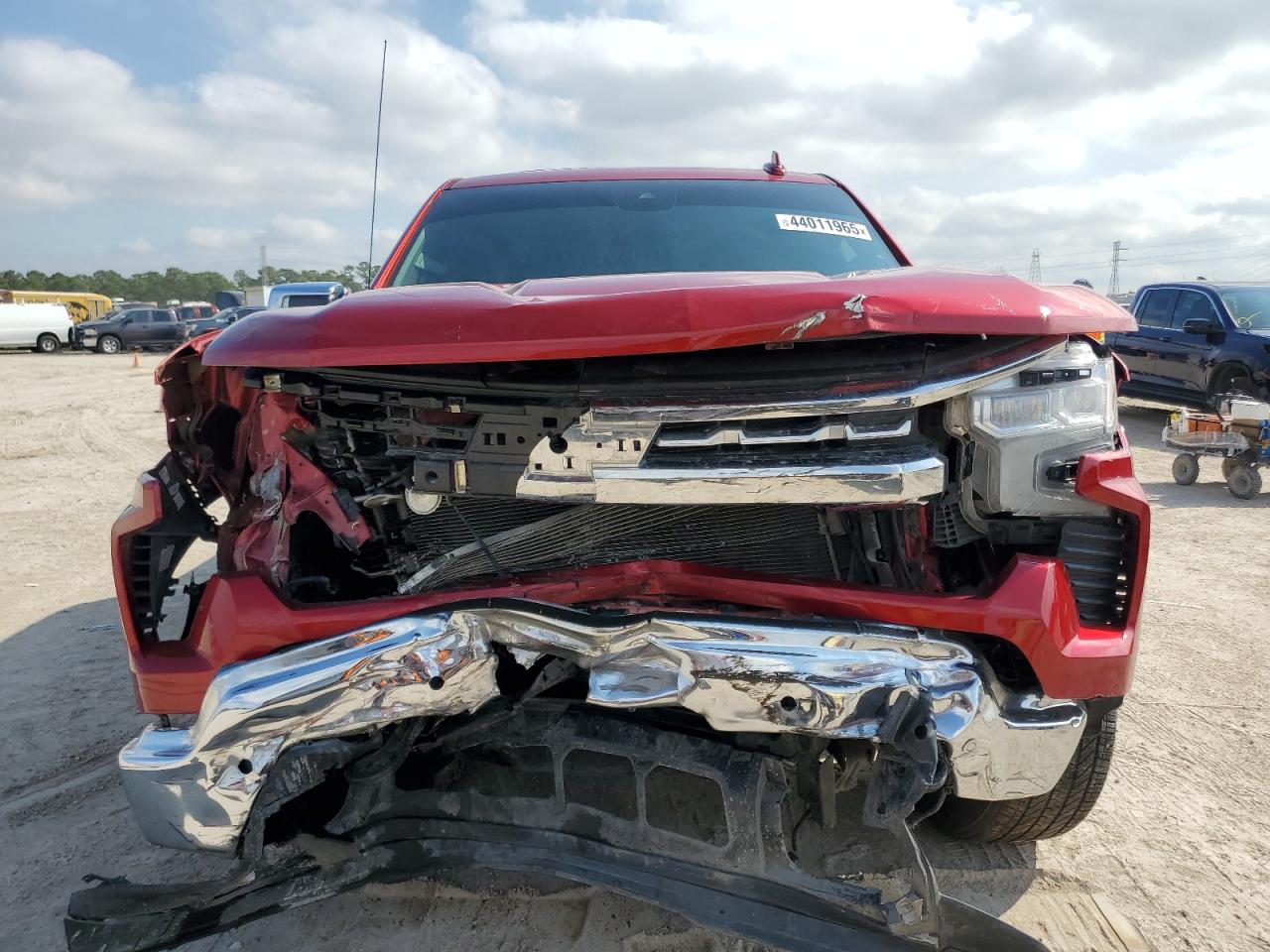 2023 Chevrolet Silverado - Image 5