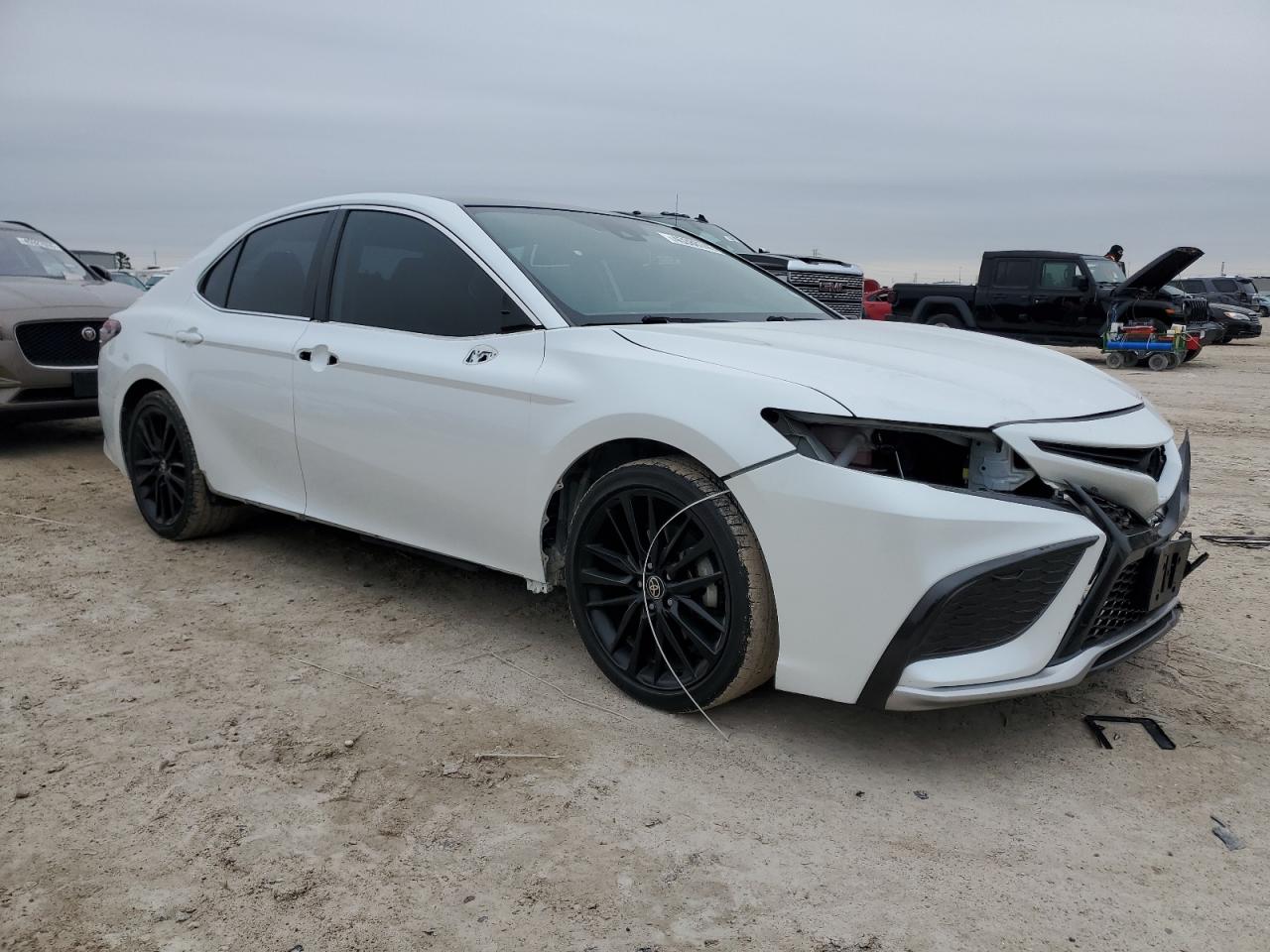 2021 Toyota Camry - Image 4