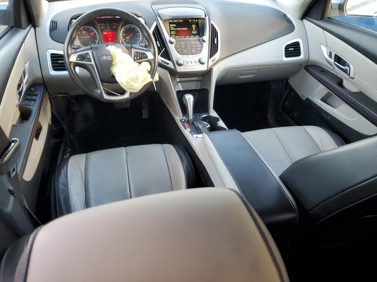 2015 GMC Terrain - Image 8