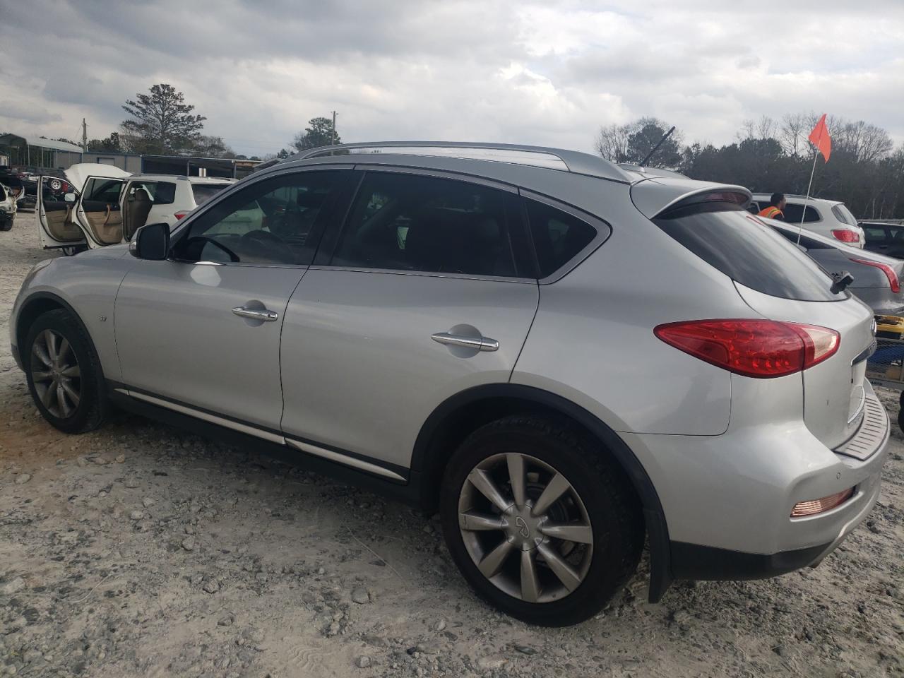 2016 Infiniti QX50 - Image 2