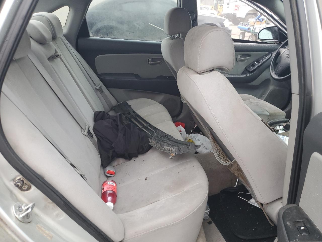 2007 Hyundai Elantra - Image 10