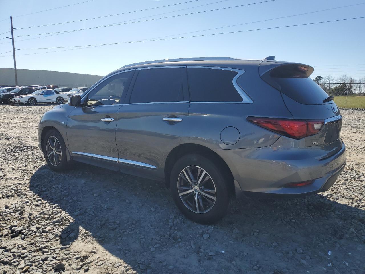 2019 Infiniti QX60 - Image 2