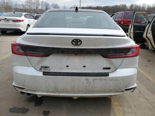  TOYOTA CAMRY 2025 Белый