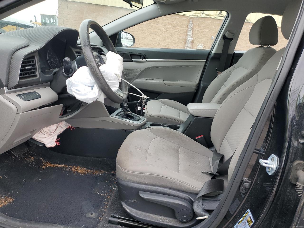 2019 Hyundai Elantra - Image 7
