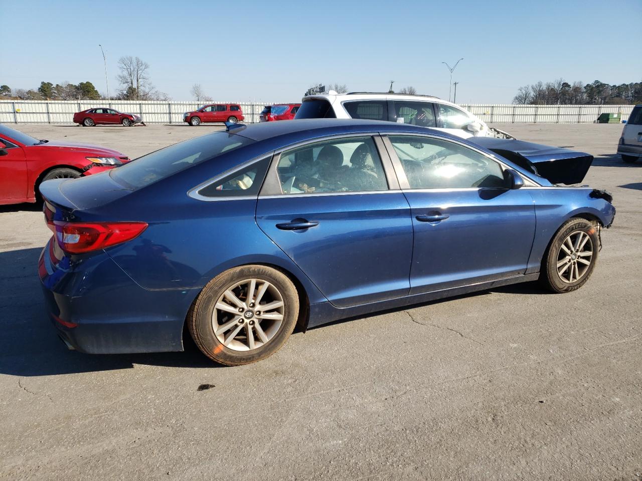 2015 Hyundai Sonata - Image 3