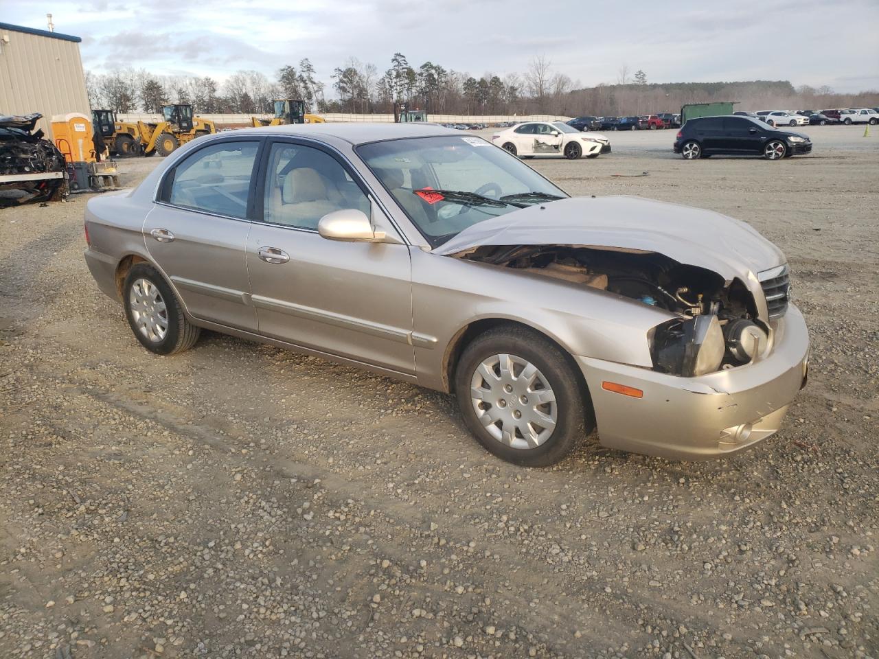 2004 Kia Optima - Image 4